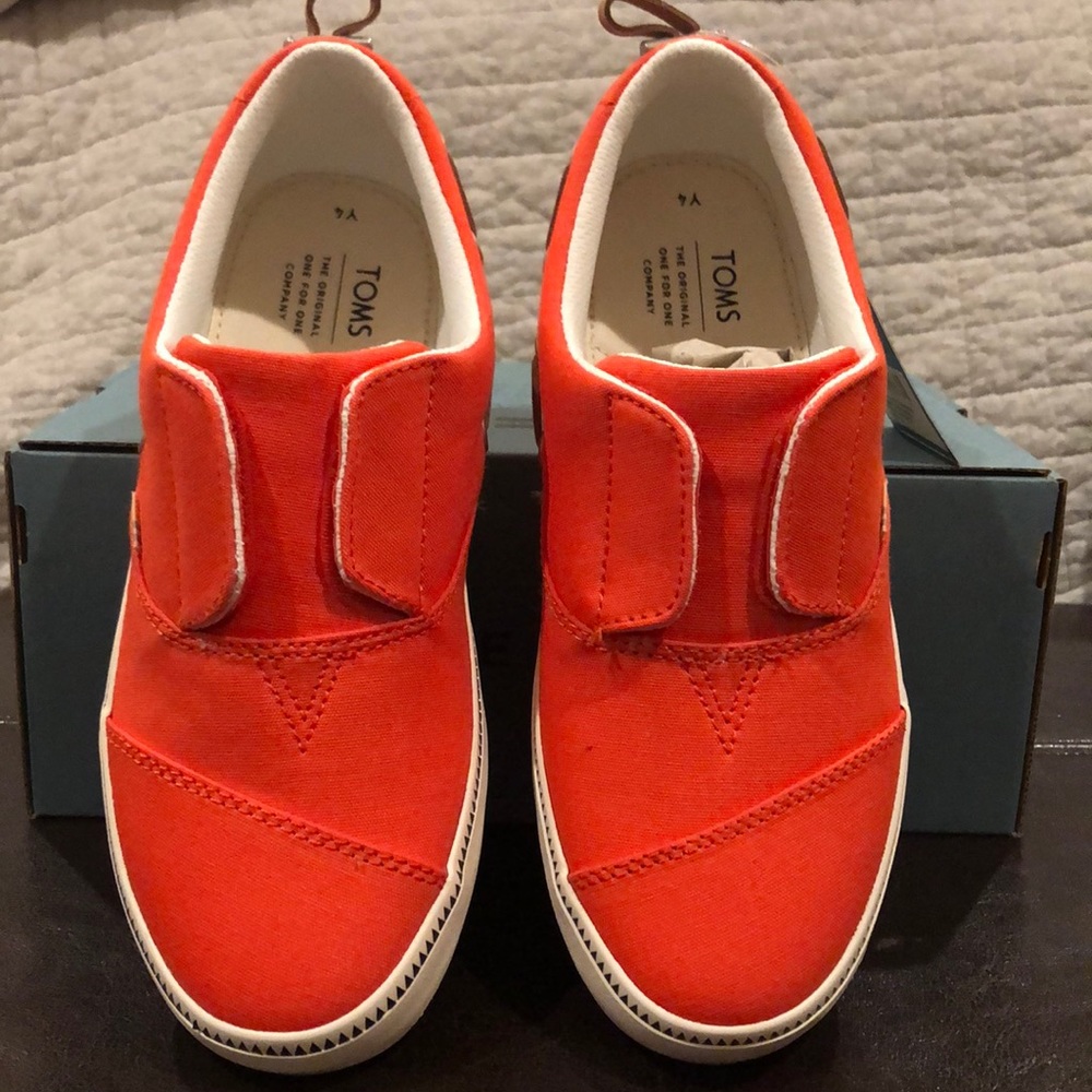 TOMS Youth Pasadena